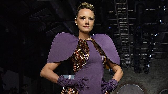 Kraliçeler gecesi: Kutnu İpeği Tasarım Yarışmasında Görkemli Defile