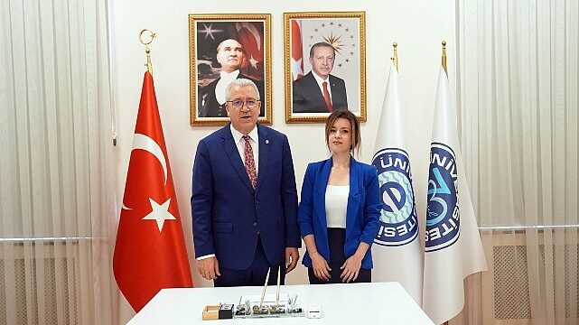 Lisansüstü öğrencilere yönelik yapay zeka eğitim projesine TÜBİTAK’tan destek