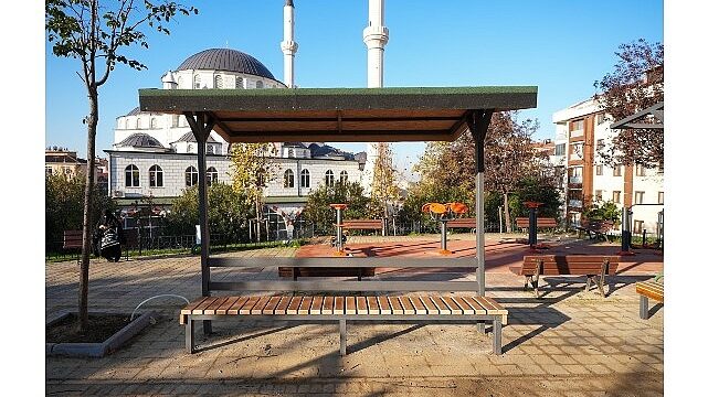 Maltepe’nin kent mobilyaları, geri dönüşüm seferberliğiyle üretiliyor