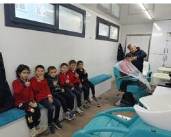 Mobil Kuaför Tırı öğrencilerin hizmetinde