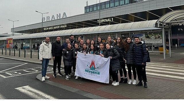 Nevşehir Belediyesi SK Kadın Sutopu Takımı Çekya’da