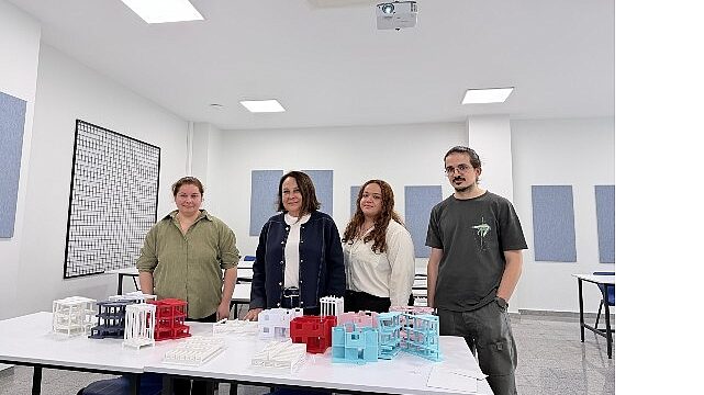 Öğrenciler Yapıyı 3D Kitlerle Öğreniyorlar