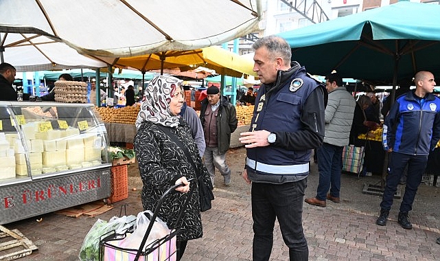 Perşembe Pazarı’nda ‘Hoş Geldin Masası’ Hizmete Girdi