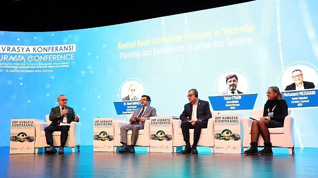 Prof. Dr. Babalık, Büyükşehir’in tramvay projesini övdü; “Tramvay yatırımı kentin imgesine önemli bir katkıdır”