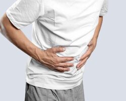 Şiddetli karın ağrısının nedeni divertikülit olabilir