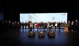 Vali Akın ile Başkan Altay 17. Altın Dokunuşlar Festivali’ni ve Gazze Kermesi’ni Açtı