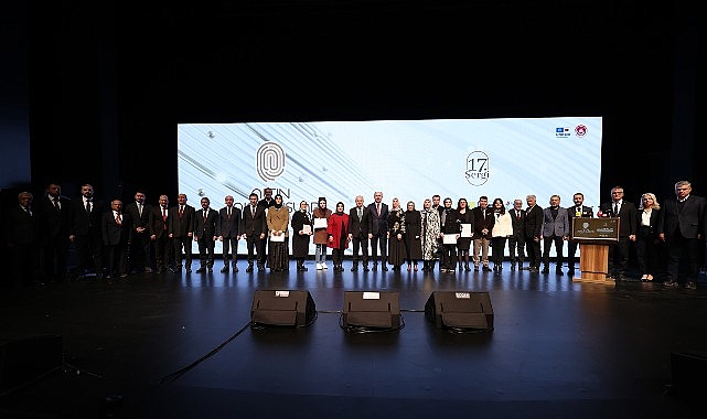 Vali Akın ile Başkan Altay 17. Altın Dokunuşlar Festivali’ni ve Gazze Kermesi’ni Açtı