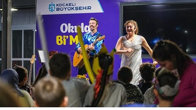 105 bin ziyaretçi, “Okula Bi’ Mola’da” bilimle buluştu