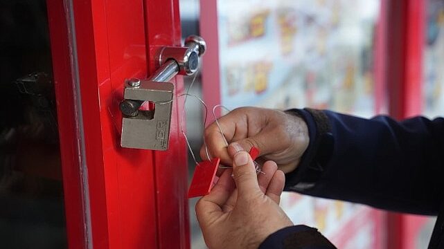 2 Süpermarket Daha Mühürlendi