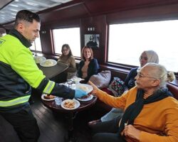 Bergama vapuru Konaklı kadınları konuk etti