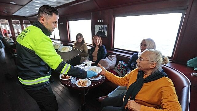 Bergama vapuru Konaklı kadınları konuk etti