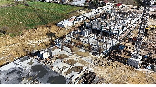 Büyükakın: “Kocaelispor’umuzu Avrupa  standartlarında bir tesise kavuşturacağız”