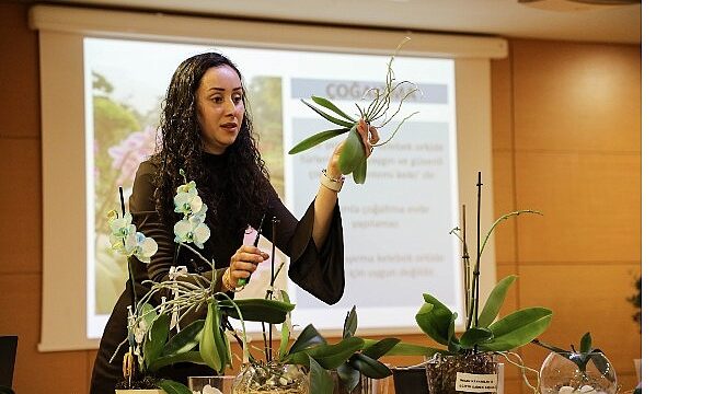 Büyükşehir Belediyesi’nden orkide bakımı eğitimi