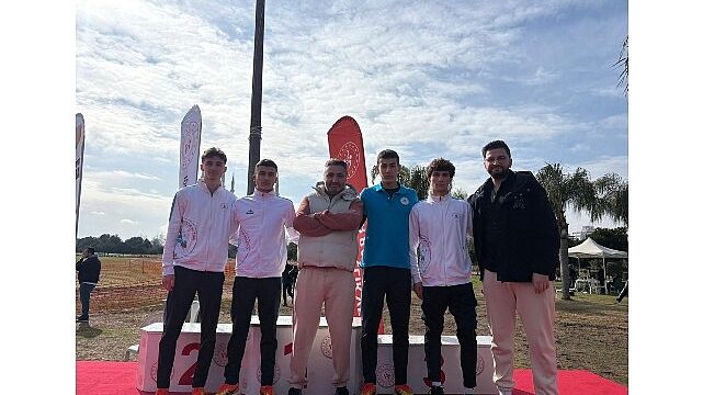 Dev Kulüpler Geride Kaldı, Final Öncesi Liderlik Geldi