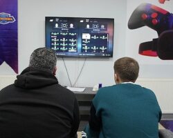 Dijital futbol tutkunları Teknomer’de buluştu