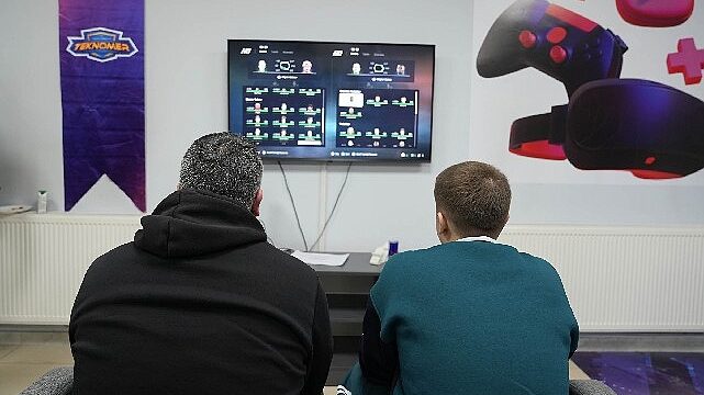 Dijital futbol tutkunları Teknomer’de buluştu