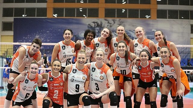 Eczacıbaşı Dynavit, Sırbistan’dan 3 puanla döndü