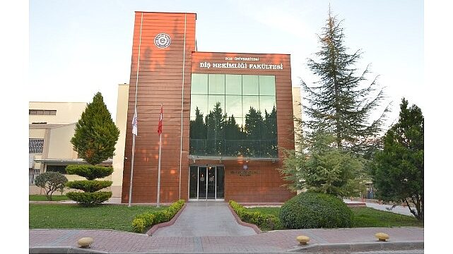 Ege Üniversitesi Diş Hekimliği Fakültesinde Yapay Zekâ Dönemi