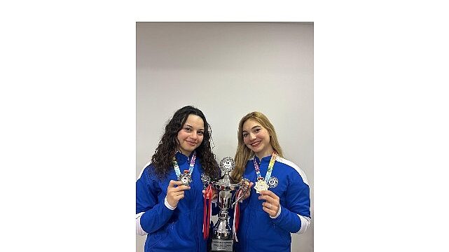 Ege Üniversitesi kick boksta zirvede