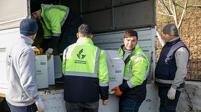 Güzelbahçe Belediyesi’nden çiftçiye güç veren destek