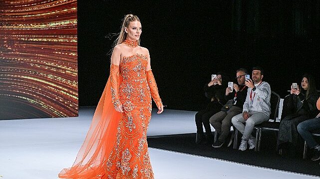 IF Wedding Fashion İzmir finaline Simge Tertemiz damgası