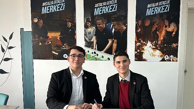 Kardeş gençlik meclisi protokolü imzalandı