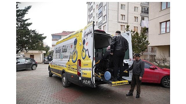 Keçiören Belediyesi’nden Ücretsiz ‘Engelsiz Taksi’ Hizmeti