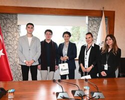 Kemer Belediyesi Gençlik Meclisi’nden LÖSEV’le iş birliği