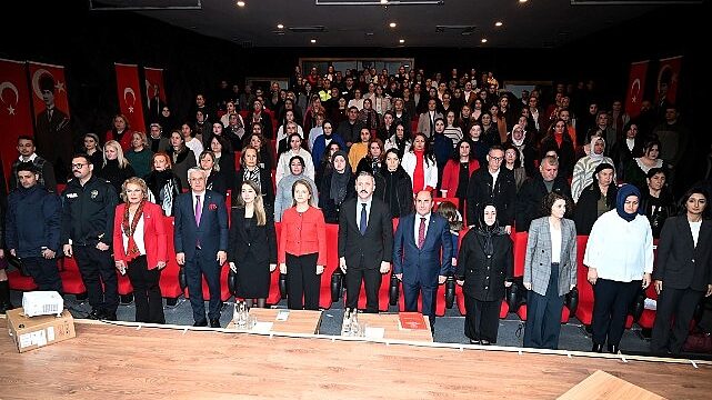Kemer’de “Gönül Elçileri ile Koruyucu Aile Farkındalık Toplantısı” yapıldı
