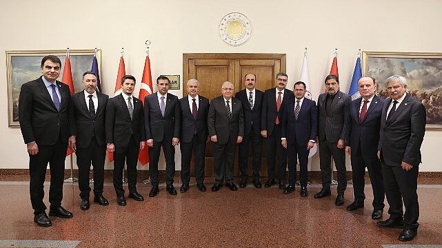 Konya Heyetinden Milli Savunma Bakanı Yaşar Güler’e Ziyaret