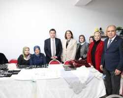 Mahalleli Talep Etti Başkan Aydın Hemen Yerine Getirdi