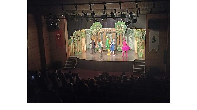 ‘Maltepe Yarıyıl Çocuk Şenliği’ Devam Ediyor