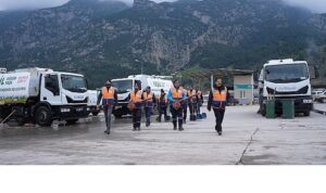 Manisa’da Çevre Kirliliğine ‘Çöp Avcıları’ Dur Diyecek