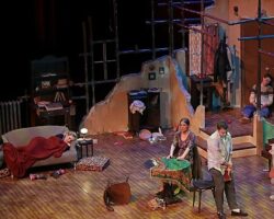 Masum Bir Kutlamadan Etik Bir Çöküşe: “Sevgili Yelena Sergeyevna”