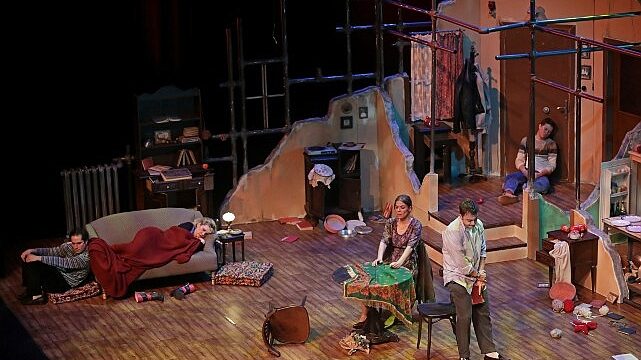 Masum Bir Kutlamadan Etik Bir Çöküşe: “Sevgili Yelena Sergeyevna”