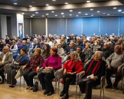 Nazım Hikmet Bornova’da barış, özgürlük ve umutla anıldı