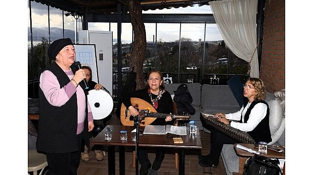 Notalardan gönüllere uzanan “Saygınlar” korosu