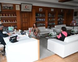 Ukrayna’nın Antalya Konsolosu Kuchma’dan Başkan Topaloğlu’na ziyaret