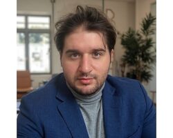 Yapay Zekâ Göç Yönetiminde Etkili Ama Riskli: “Denetimsiz Algoritmalar Hak İhlallerine Yol Açabilir”