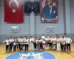 Başkan Mutlu’dan spor okullarına sürpriz ziyaret