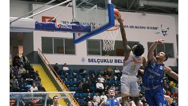 Büyükşehir Taraftarı Önünde Güldü