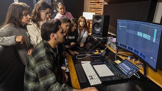 Çocuk Meclisi üyeleri Stüdyo Kültürpark’ta kayıt yaptı