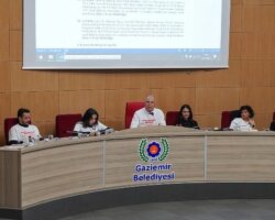 Gaziemir Belediye Meclisinden DMD Hastası Giray’a Yardım Çağrısı