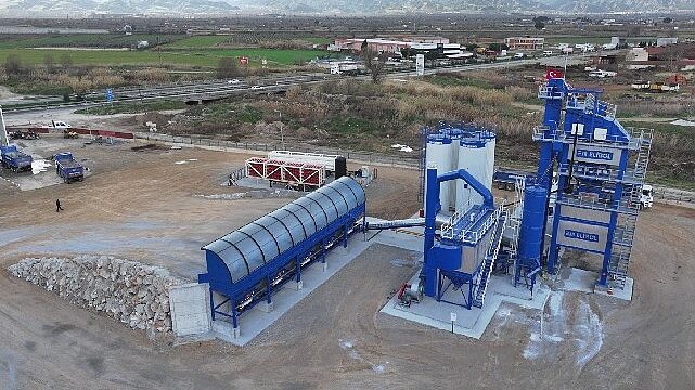 Manisa Büyükşehir Belediyesinde Asfalt Seferberliği