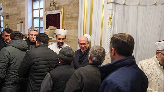 Selçuklu’da Berat Kandili Manevi Bir İklimde İhya Edildi