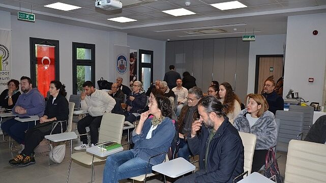 Toprak Okulu’nda Zeytinyağı Tadım Etkinliği Yoğun İlgi Gördü