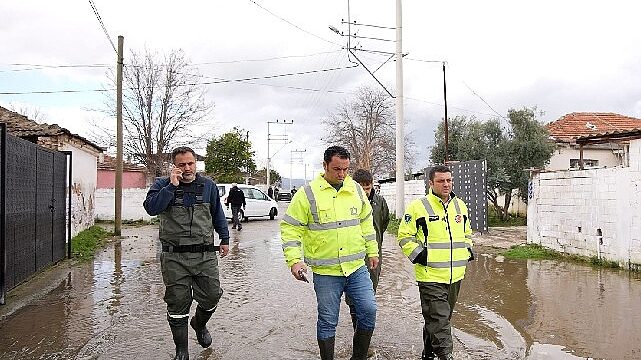 Torbalı Belediyesi’nden Yağmur Mesaisi: Sorunlar Anında Çözüldü!