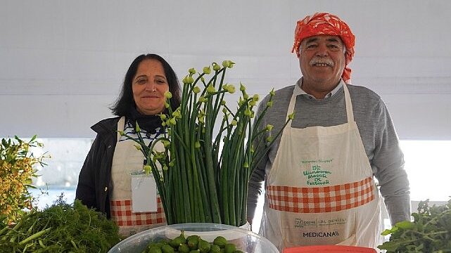 15. Uluslararası Alaçatı Ot Festivali’nde stantlar açıldı, yarışmalar ve etkinlikler hafta sonu boyunca sürüyor