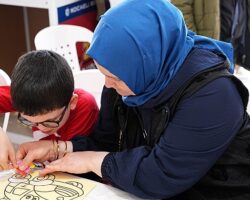 23 Nisan sizlerle çok daha güzel