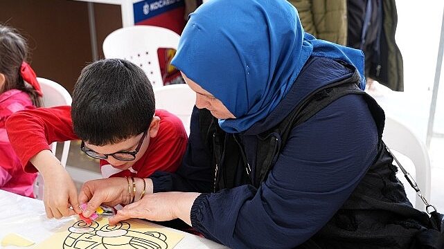 23 Nisan sizlerle çok daha güzel
